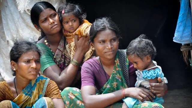 காலநிலை மாற்றம், பெண்களுக்கு இரட்டைச் சுமை