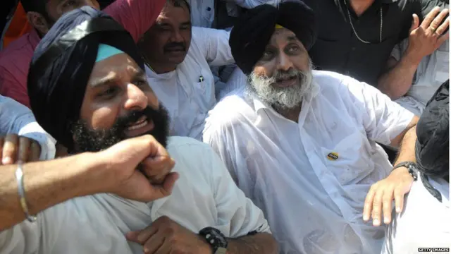 ਬਿਕਰਮ ਸਿੰਘ ਮਜੀਠੀਆ ਤੇ ਸੁਖਬੀਰ ਸਿੰਘ ਬਾਦਲ