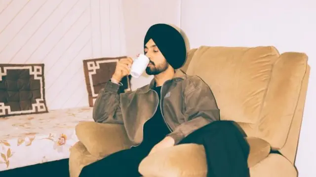 दिलजीत दोसांझच्या अमेरिका दौऱ्यावरही प्रश्न उपस्थित करण्यात आले होते.