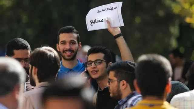 کاهش تورم و افزایش بیکاری در ایران