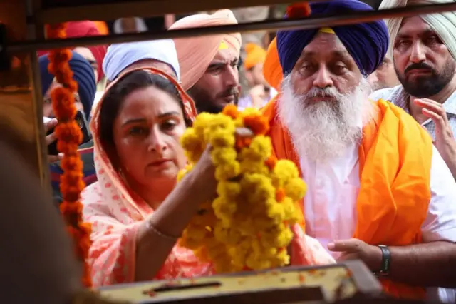 ਹਰਸਿਮਰਤ ਕੌਰ ਬਾਦਲ ਅਤੇ ਸੁਖਬੀਰ ਸਿੰਘ ਬਾਦਲ