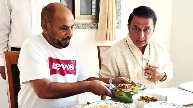 ગાવસ્કર નવસારીમાં મિત્ર સાથે 