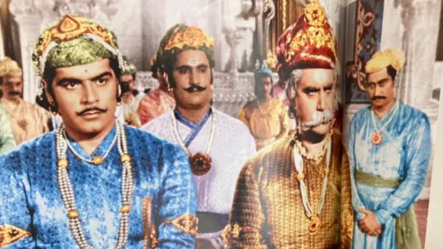 फ़िल्म मुग़ल ए आज़म का एक सीन