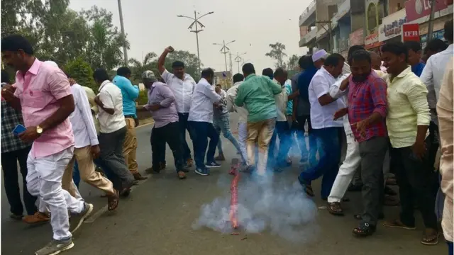 టీఆర్ఎస్ సంబరాలు