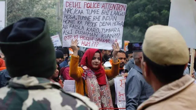 نبیہ خان، دہلی