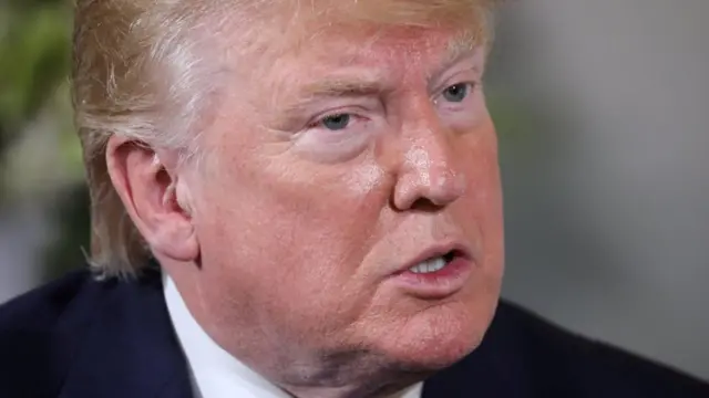 डोनल्ड ट्रंप