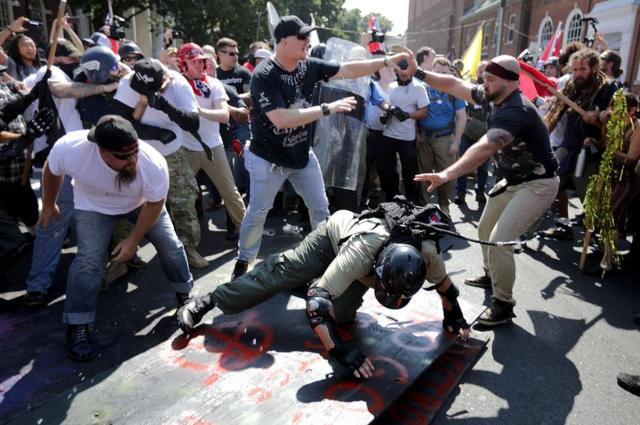 Столкновения в Шарлоттсвилле, США
