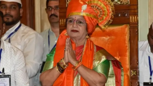 देवेंद्र फडणवीस आणि उद्धव ठाकरे, मुंबई महापालिका