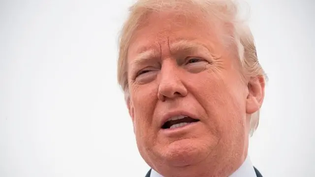 கோல்டன் விசாவுக்காக வரிசையில் இந்தியர்கள் நிற்பது ஏன்?