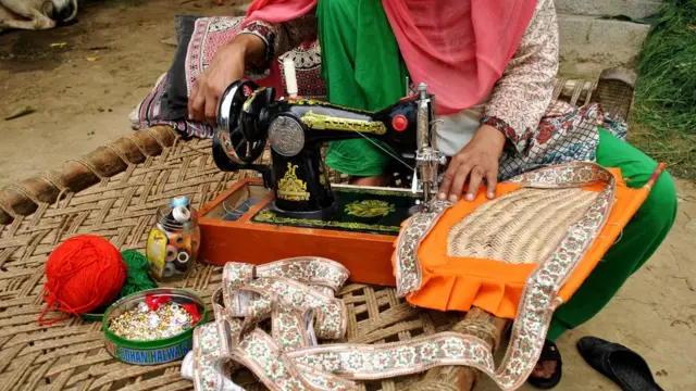 ہاتھ کے بنے پنکھے