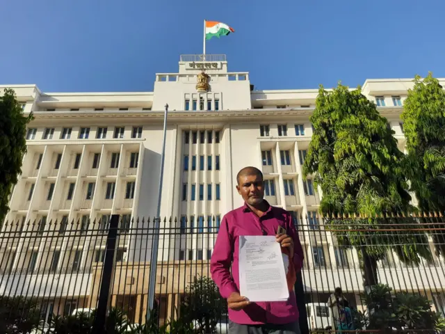 दर्शनचे वडील 