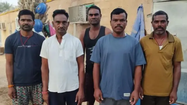 தொழிலாளர், தொழிலாளர் அட்டை