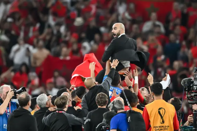 Fas Teknik Direktörü Walid Regragui, "Bir noktada inanmalıyız. Zor olsa da neden bir Afrika takımı Dünya Kupası'nı kazanmasın?" dedi.