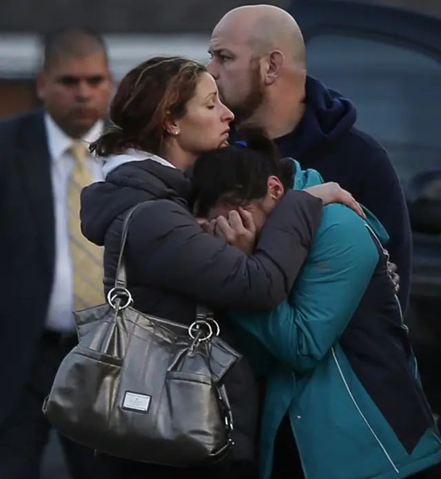 ก﻿ราดยิงโรงเรียนแซนดีฮุก