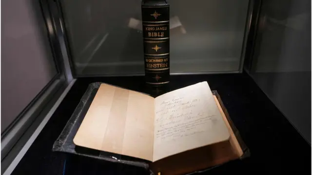 ไอน์สไตน์เรียกคัมภีร์ไบเบิลว่าเป็น "หนังสือรวมตำนานปรัมปรา"