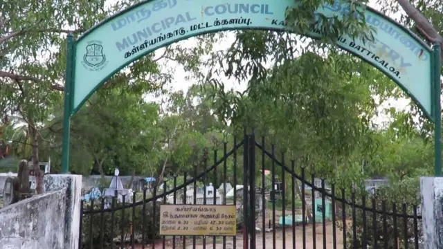 ஈஸ்டர் தற்கொலைதாரியின் உடல்பாகங்களை இந்து மயானத்தில் புதைத்ததற்கு கடும் எதிர்ப்பு