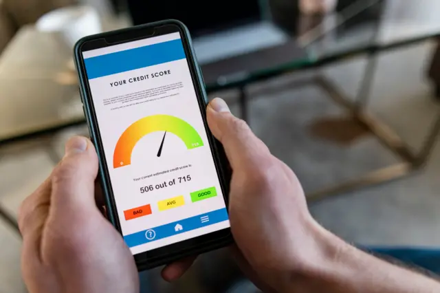 બીબીસી ગુજરાતી પર્સનલ લોન ઈએમઆઈ બેન્ક સિબિલ સ્કોર ક્રેડિટ મ્યુચ્યુઅલ ફંડ 