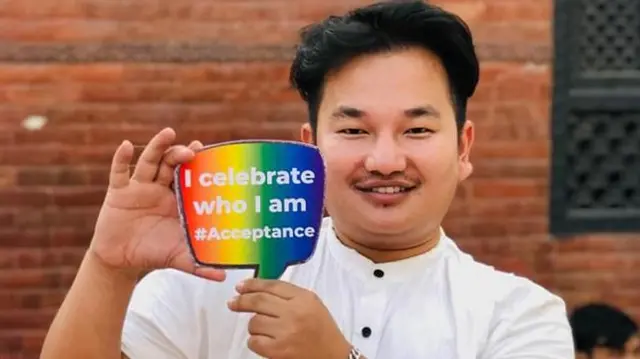 विवेक मगर