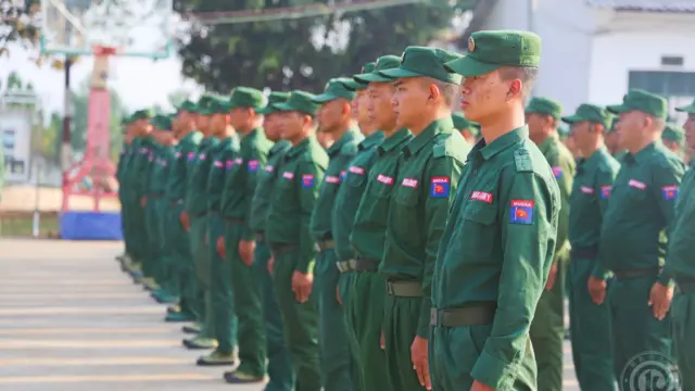 MNDAA တပ်ဖွဲ့ဝင်တချို့ (ပုံဟောင်း)