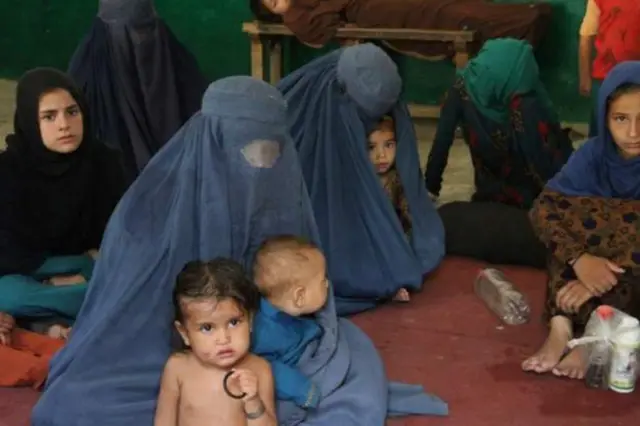 અફઘાન મહિલાઓ અને બાળકો