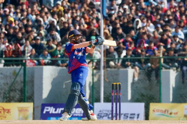 क्रिकेट 