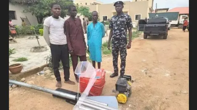 Aworan awọn towo ba ati Kiyawa