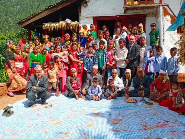 दैलेख ठाँटीकाँधका बासिन्दा