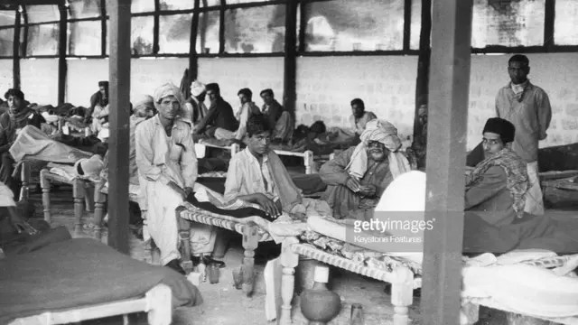 ১৯৬২ সালে করাচির একটি হাসপাতালে গুটি বসন্তে আক্রান্ত রোগীদের জন্য বিশেষ ওয়ার্ড।