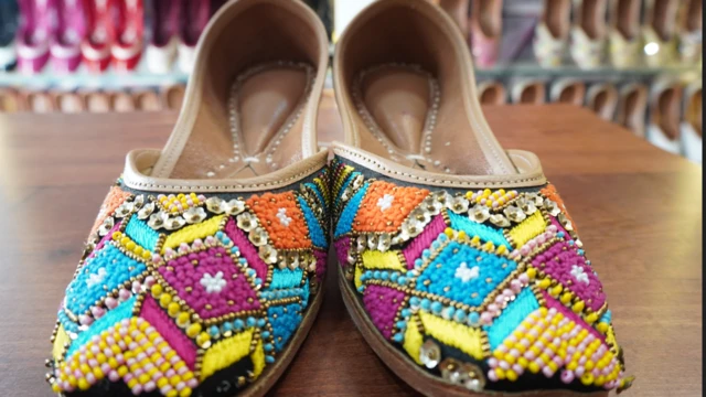 ਪੰਜਾਬੀ ਜੁੱਤੀ