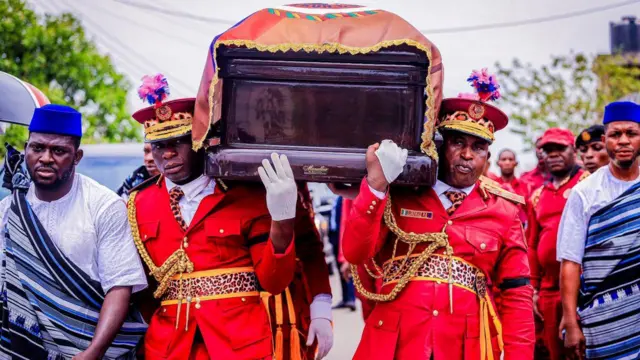 Aworan oku Akeredolu