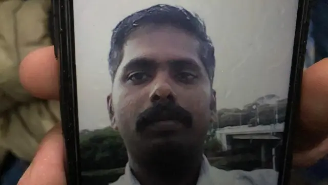 सुरेश
