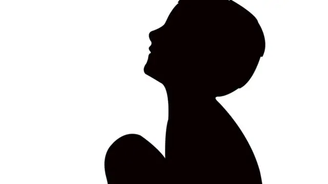 ஆள்துளை கிணற்றில் விழுந்த குழந்தை