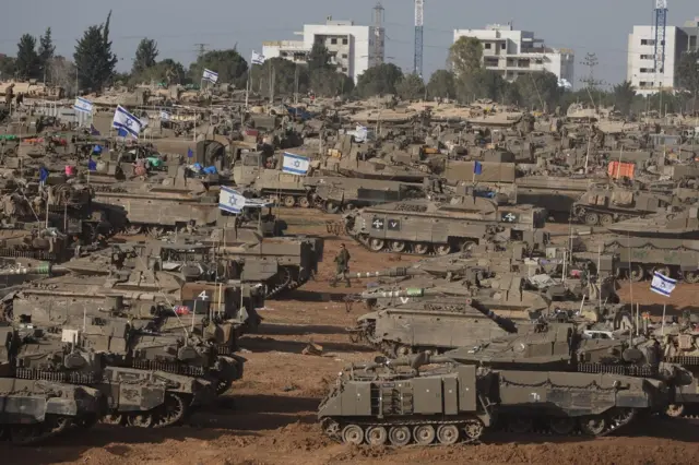 القوات الإسرائيلية في غزة.