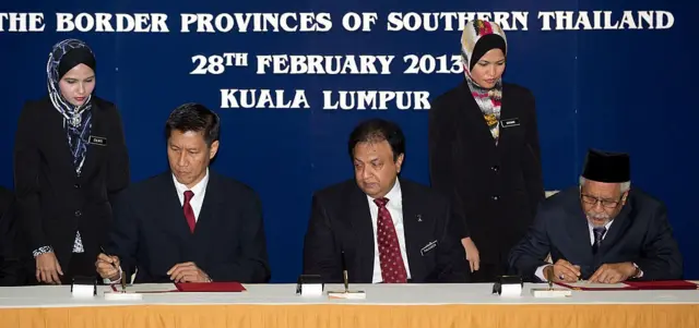 เซฟตี้โซน, จังหวัดชายแดนใต้, กอ.รมน., สถานการณ์ฉุกเฉิน, มาราปาตานี