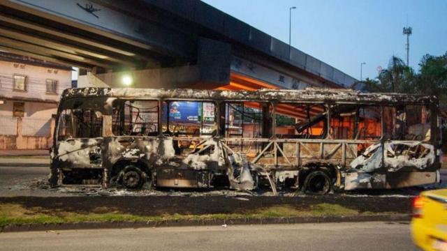 Ônibus incendiado no Recreio dos Bandeirantes, Riopoker paypalJaneiro