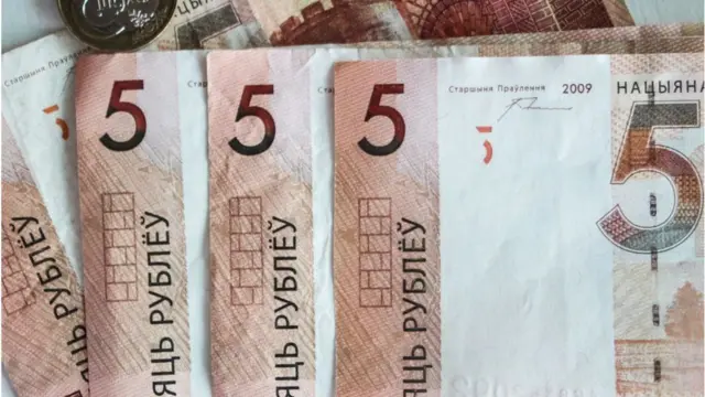 Об'єднувати валюти Росія і Білорусь не захотіли, тепер спробують об'єднати платіжні системи
