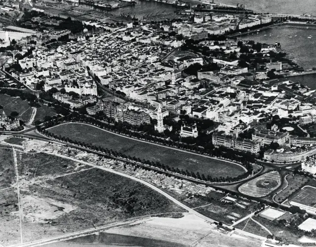 ओव्हल मैदान