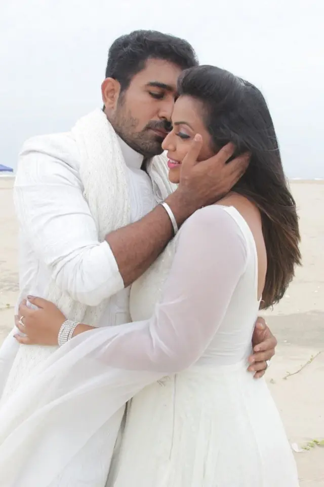 அண்ணாதுரை