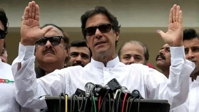 इमरान खान