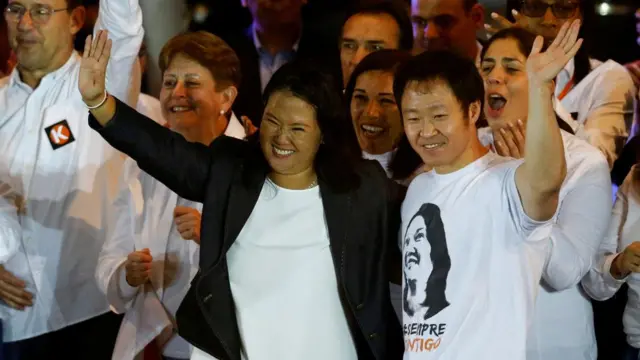 Keiko y Kenji Fujimori