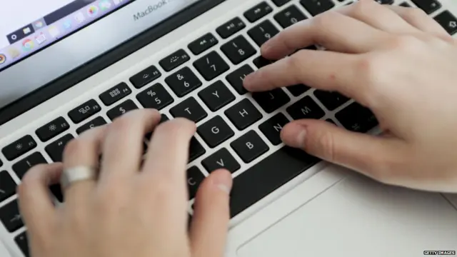 बातचीत करना