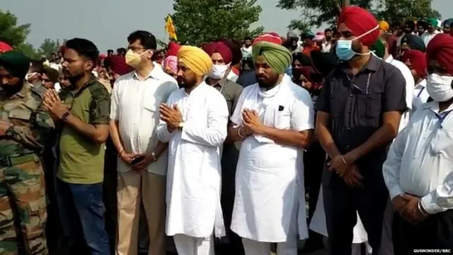 ਮਾਰੇ ਗਏ ਜਵਾਨਾਂ ਦਾ ਫੌਜੀ ਸਨਮਾਨਾਂ ਨਾਲ ਅੰਤਿਮ ਸੰਸਕਾਰ