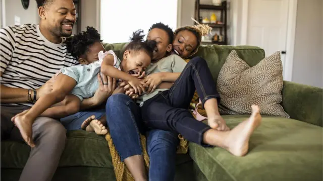 une famille heureuse