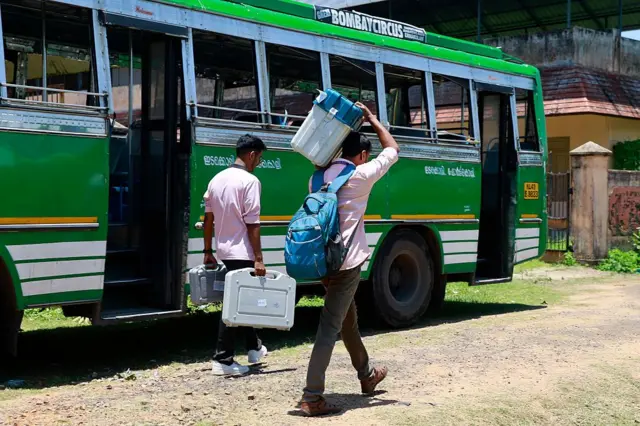 சட்டப்பேரவைத் தேர்தல், கேரளா, புதுச்சேரி 