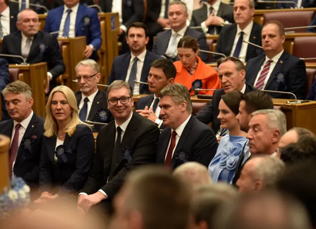 vučić i milanović u skupštini crne gore, Vučić u društvu predsednika Hrvatske Zorana Milanovića u Skupštini Crne Gore na inauguraciji novoizabranog predsednika Crne Gore Jakova Milatovića 20. maja 2023.