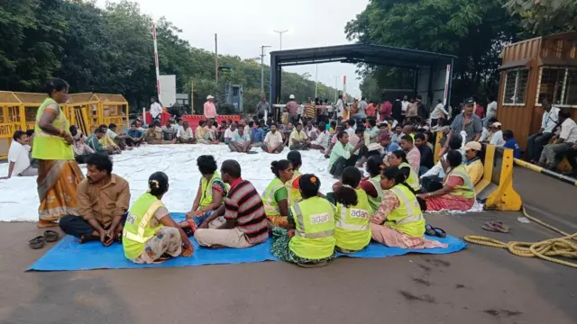 గంగవరం పోర్టులో సమ్మె