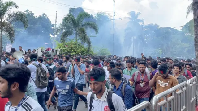 প্রকৌশল শিক্ষার্থীদের মিছিল