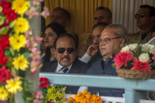 சத்யபால் மாலிக், அஜித் தோவல்