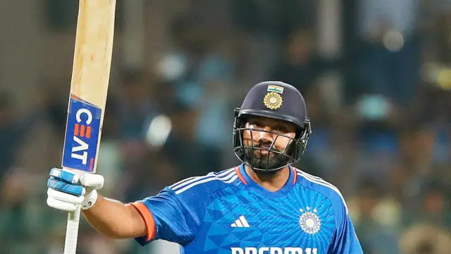 कप्तान रोहित शर्मा