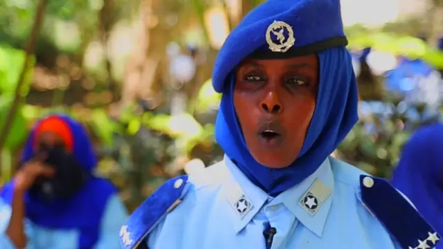 Suweys Cabdullahai waa sarkaal ka tirsan booliska Soomaaliya